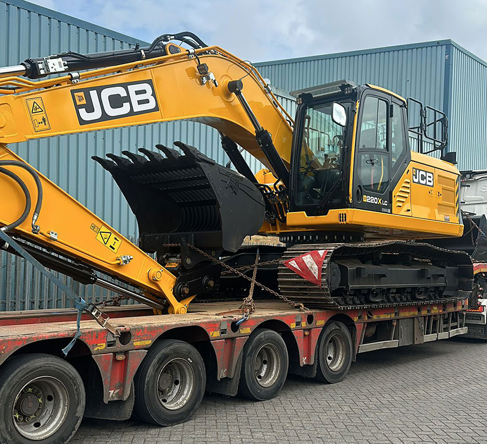 SFS Groundworks plant loaded for aggregate supply